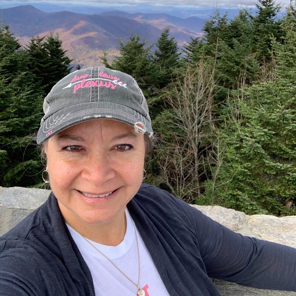 Meet your Posher, Crystal